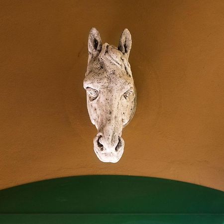 B&B Alla Mezza Luna Lonato Eksteriør bilde