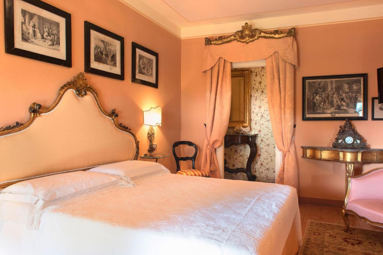 B&B Alla Mezza Luna Lonato Eksteriør bilde