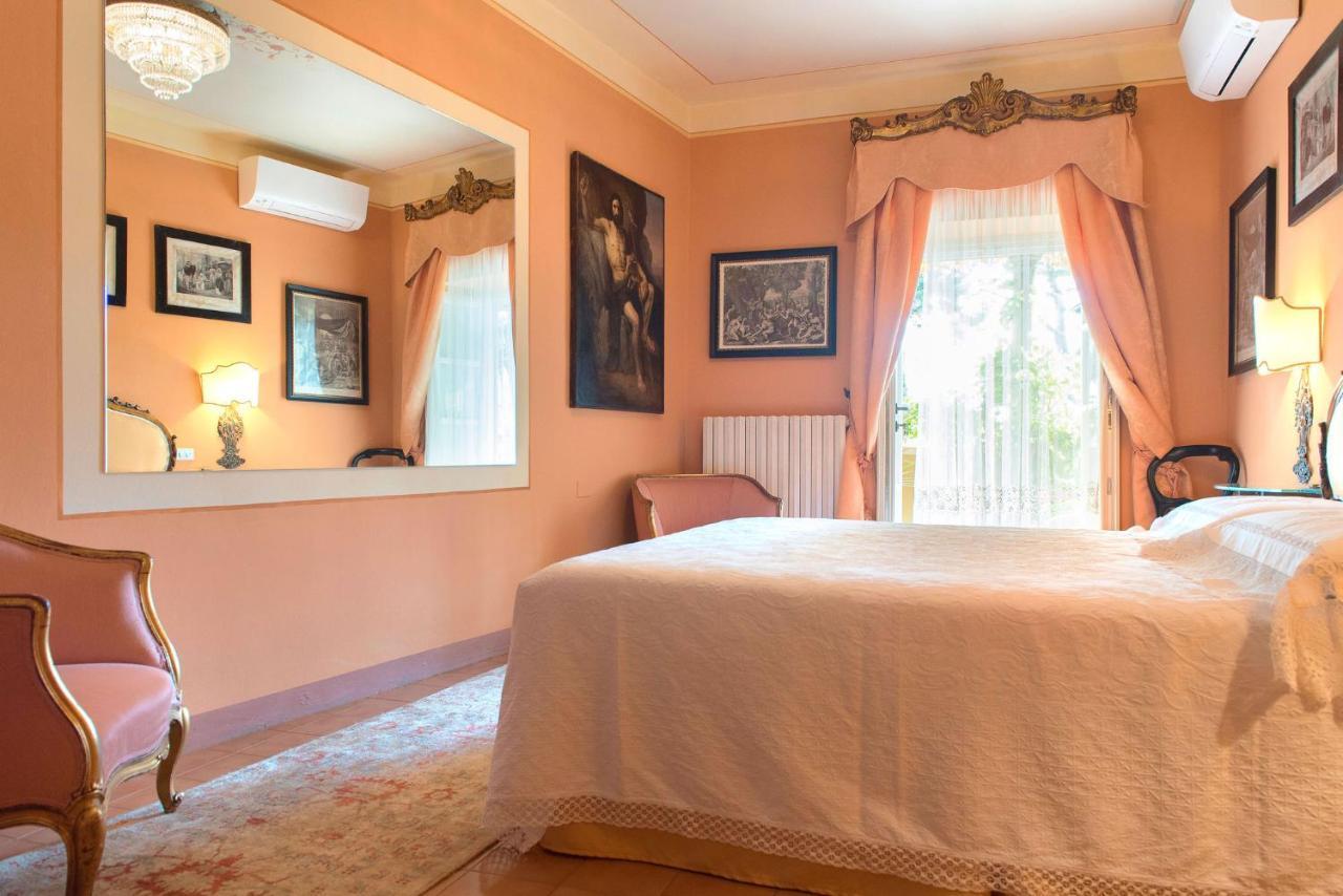 B&B Alla Mezza Luna Lonato Eksteriør bilde