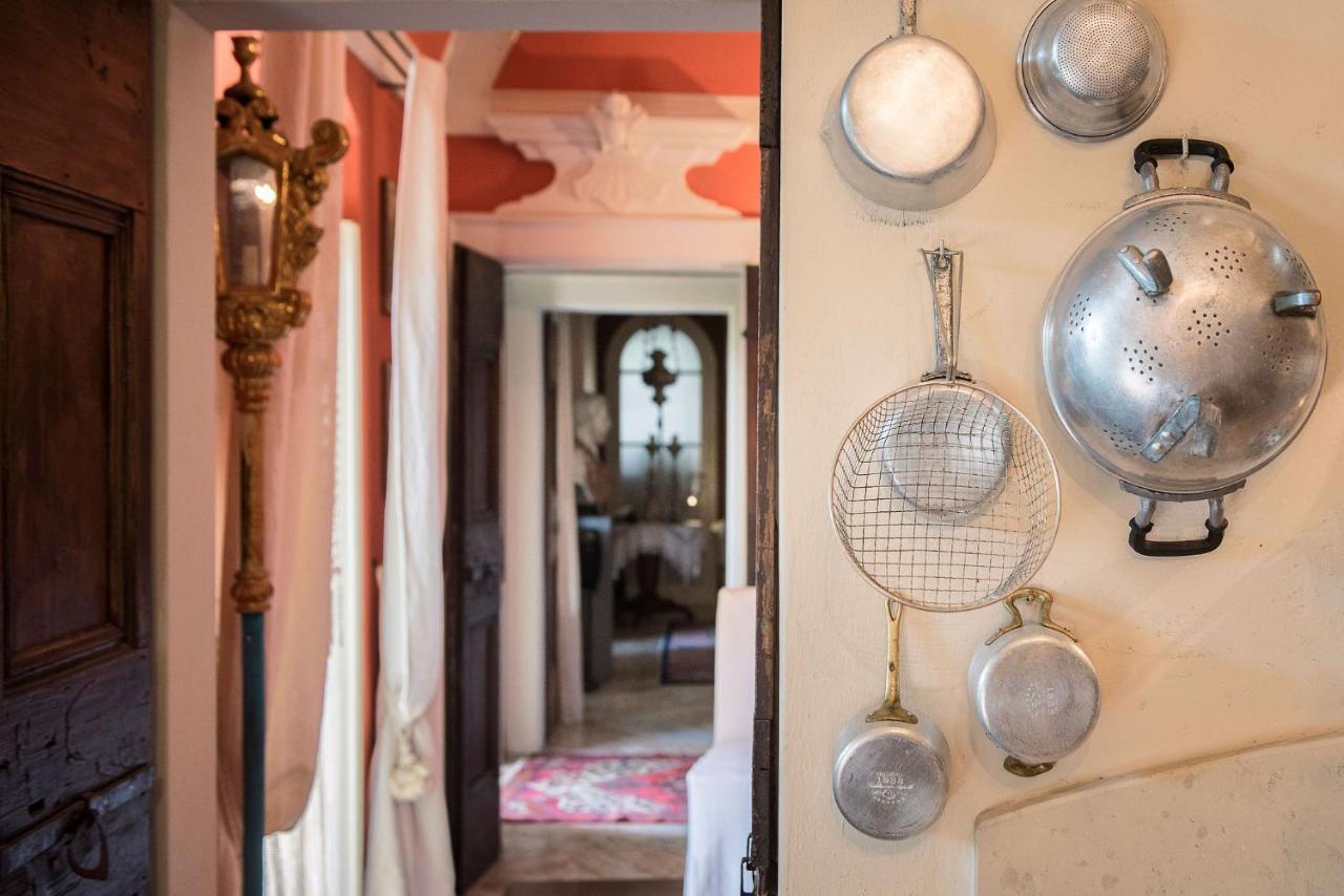 B&B Alla Mezza Luna Lonato Eksteriør bilde